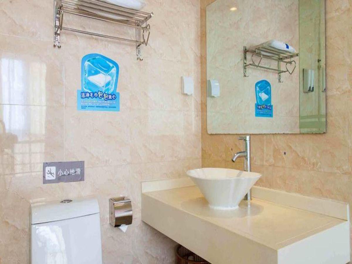 7 Days Inn Haikou Nansha Road City Plaza Exteriör bild